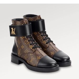 Louis Vuitton Wonderland Flat Ranger Boots